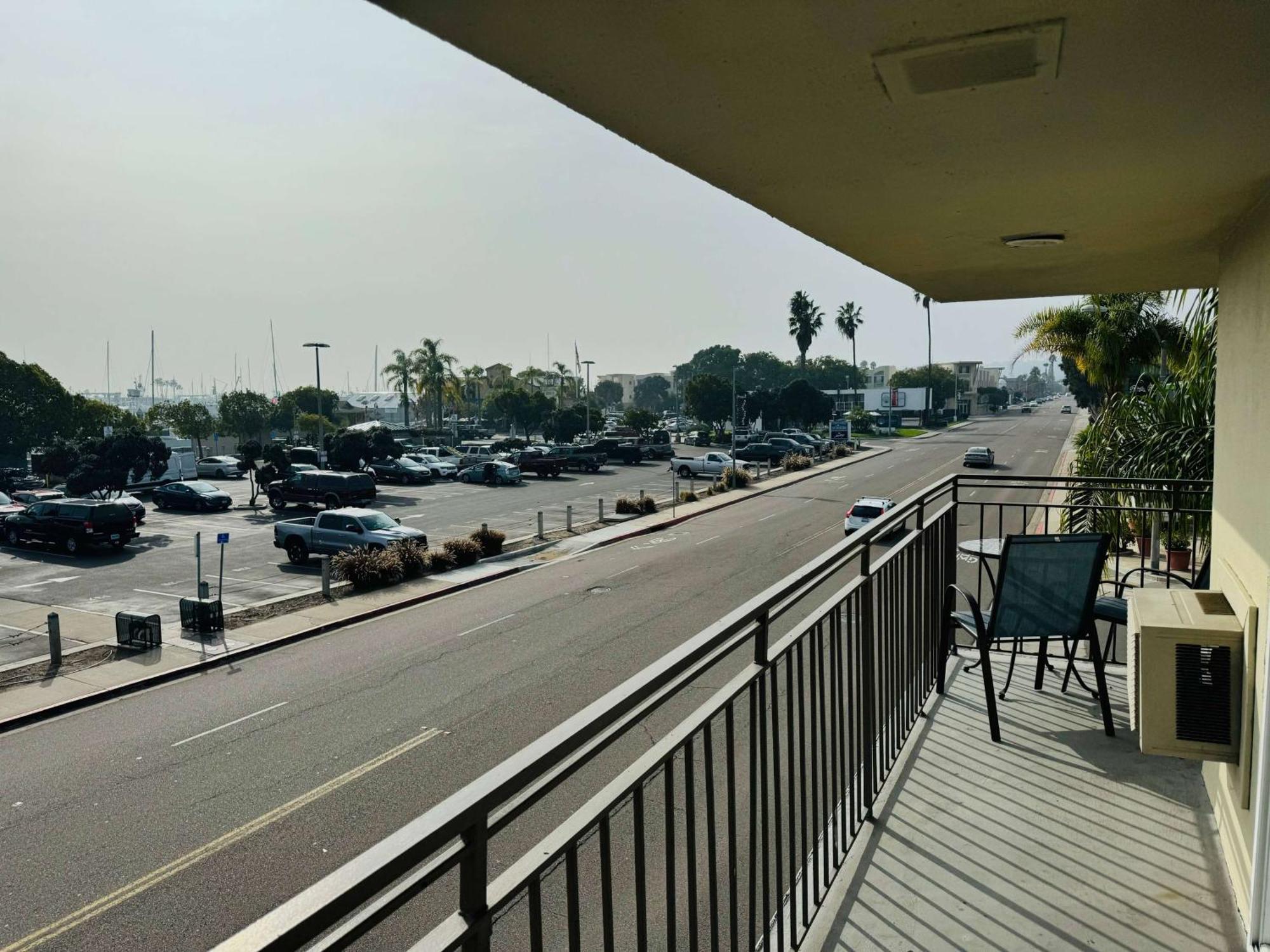 Ramada By Wyndham San Diego Airport Eksteriør billede